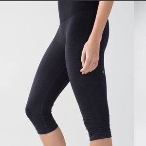 Lululemon In The Flow Crop II- Deep Coal